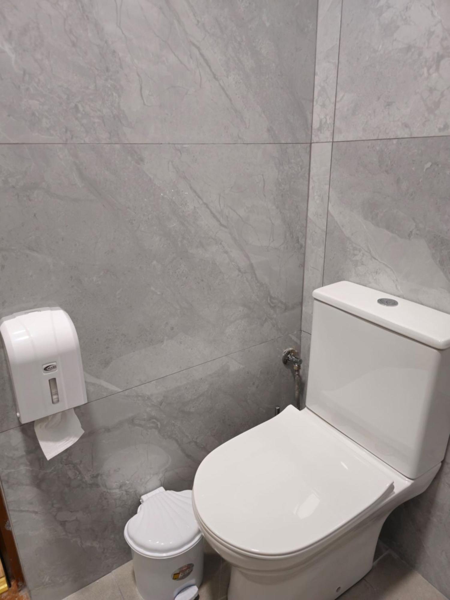 Отель Center Cozy Nest Тирана Экстерьер фото